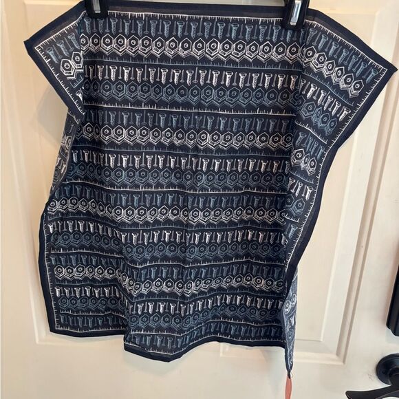 Navy Blue Patterned Bandana with a screw and bolts print - Picture 3 of 6